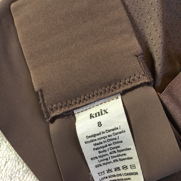 Knix padded V neck evolution bra - Picture 3 of 4